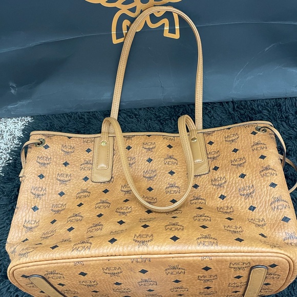 Gently Used Mcm Tote - Picture 4 of 5